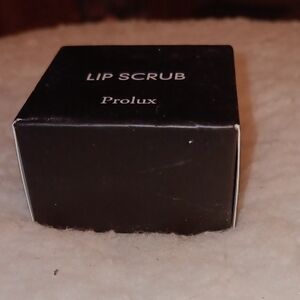Prolux Lip Scrub